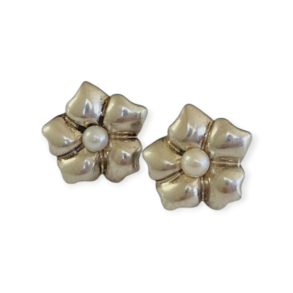 Pearl Flower Earrings